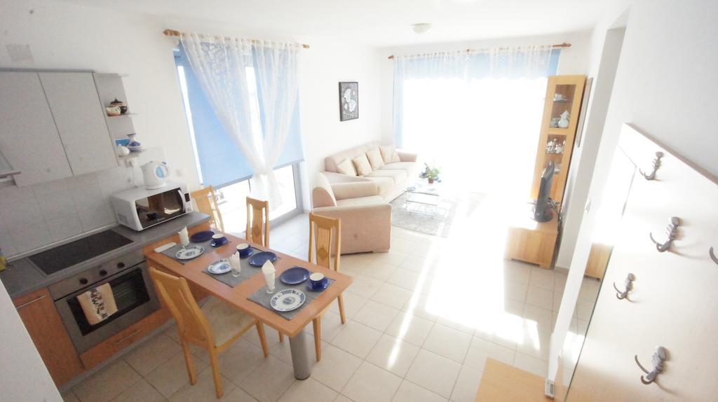 Petrovac Bay Apartments Room photo